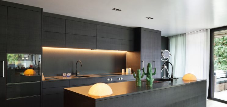 How do you keep a black kitchen clean