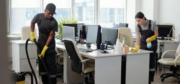 How to clean a large scale commercial building