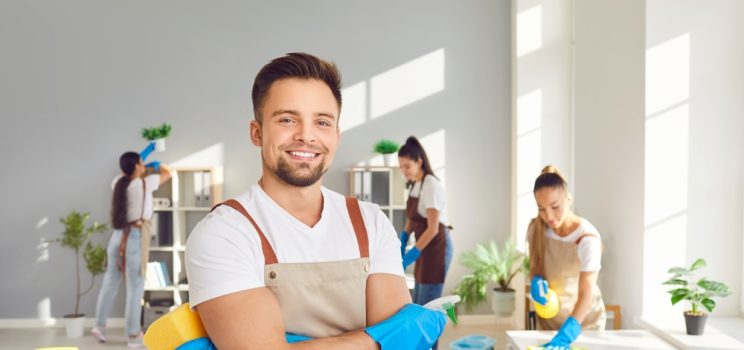 What is a bonded cleaning service